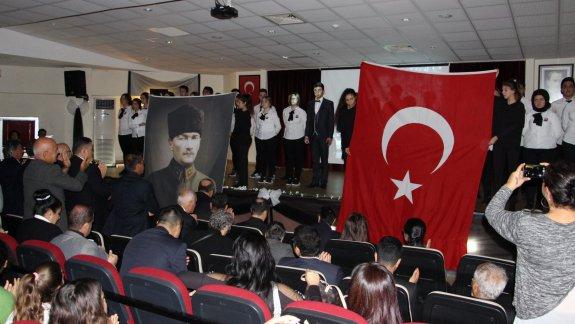 Gazi Mustafa Kemal ATATÜRK, ebediyete intikalinin 79. yıldönümünde İlçemizde düzenlenen törenle sevgi, saygı ve özlemle anıldı.