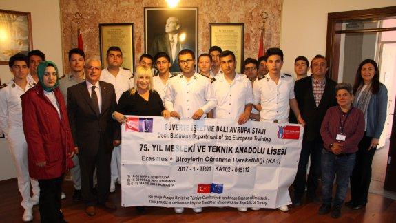 75.Yıl Mesleki ve Teknik Anadolu Lisesi Denizcilik Alanı öğrencileri  İtalya´da Güverte İşletme Dalı Avrupa Stajının 1. ayağını tamamladı. 