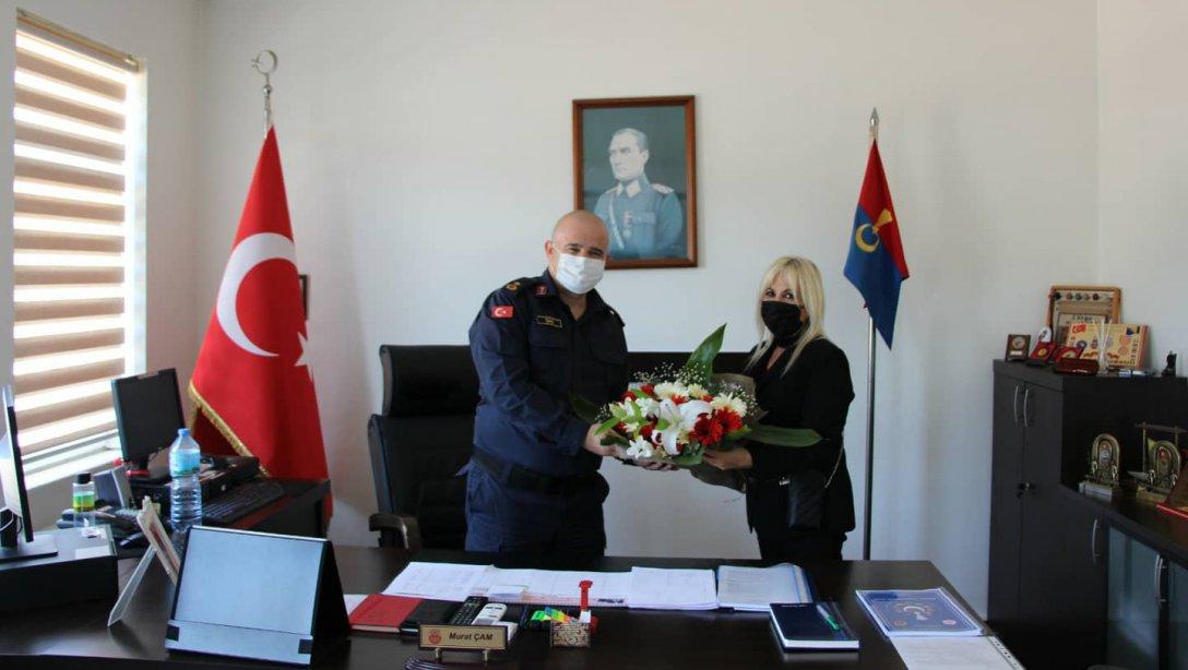 İlçe Millî Eğitim Müdürümüz Züleyha ALDOĞAN, İlçe Jandarma Komutanımız Sayın Murat ÇAM'a, nezaket ziyaretinde bulundu.